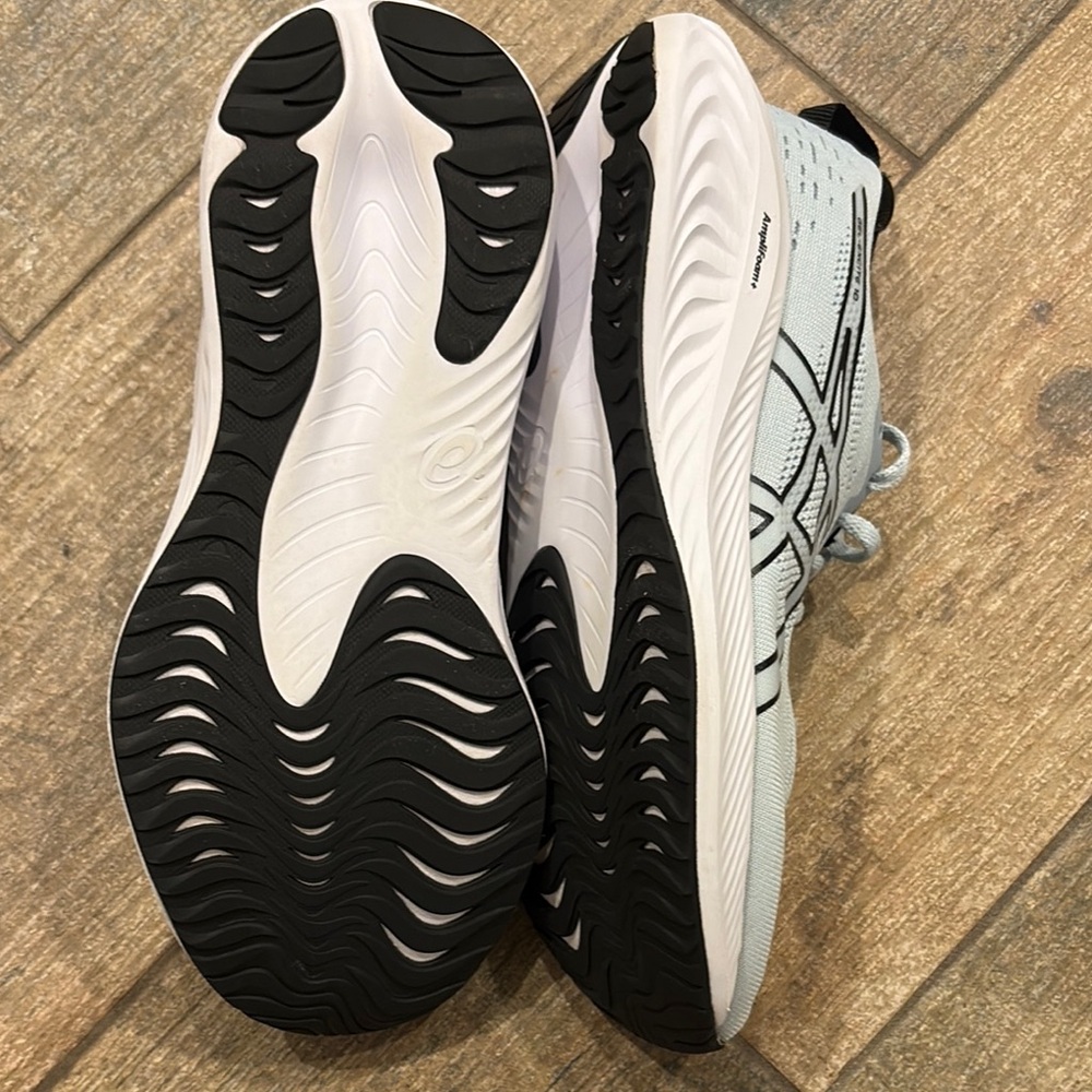 Men's ASICS Ice Blue Running Shoes - Picture 10 of 11